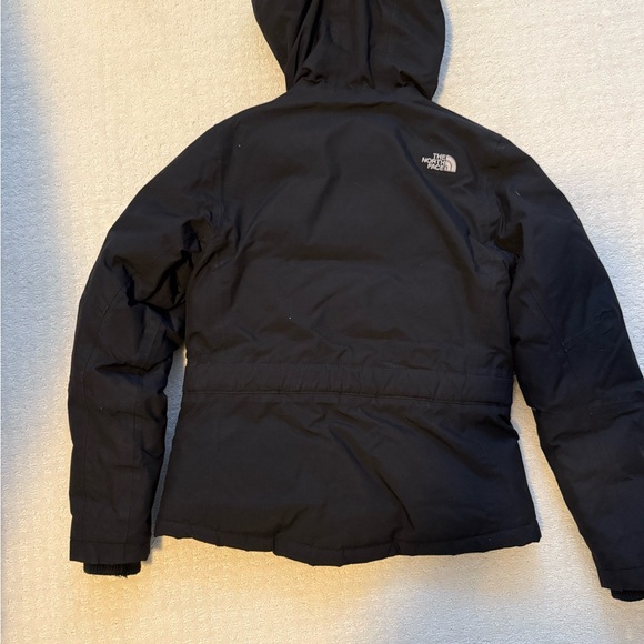 The North Face Black Puffer Jacket - Picture 2 of 5